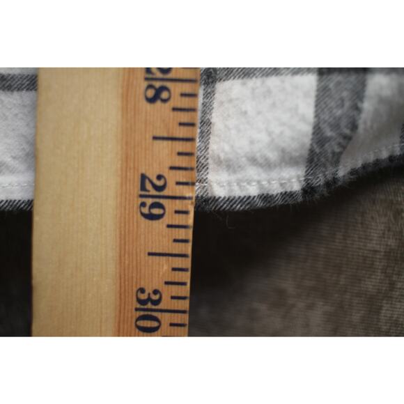 Eddie Bauer Sport Shop Flannel Shirt Men’s Medium White Black Plaid 100% Cotton - Picture 6 of 8